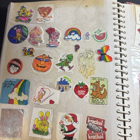 HUGE Vtg 1980s Sticker Album Lot 400+ SCRATCH N SNIFF Puffy Mello Smellos Rare I - Picture 16 of 16